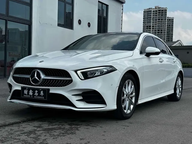 Mercedes-Benz A-Class 2022 A 200 L Sport Sedan Dynamic
