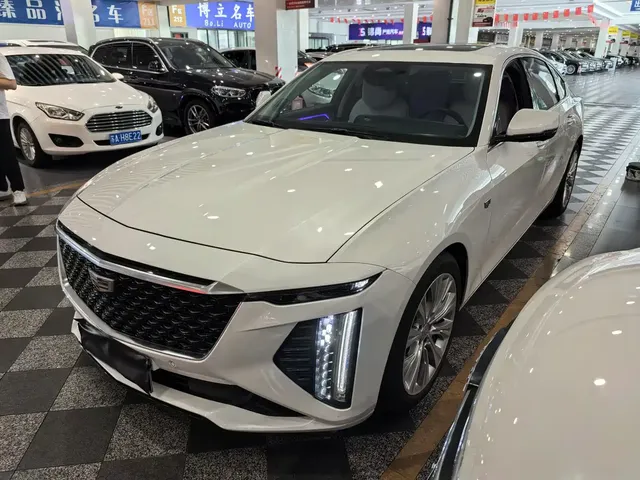 Cadillac CT6 2023 28T Premium Model