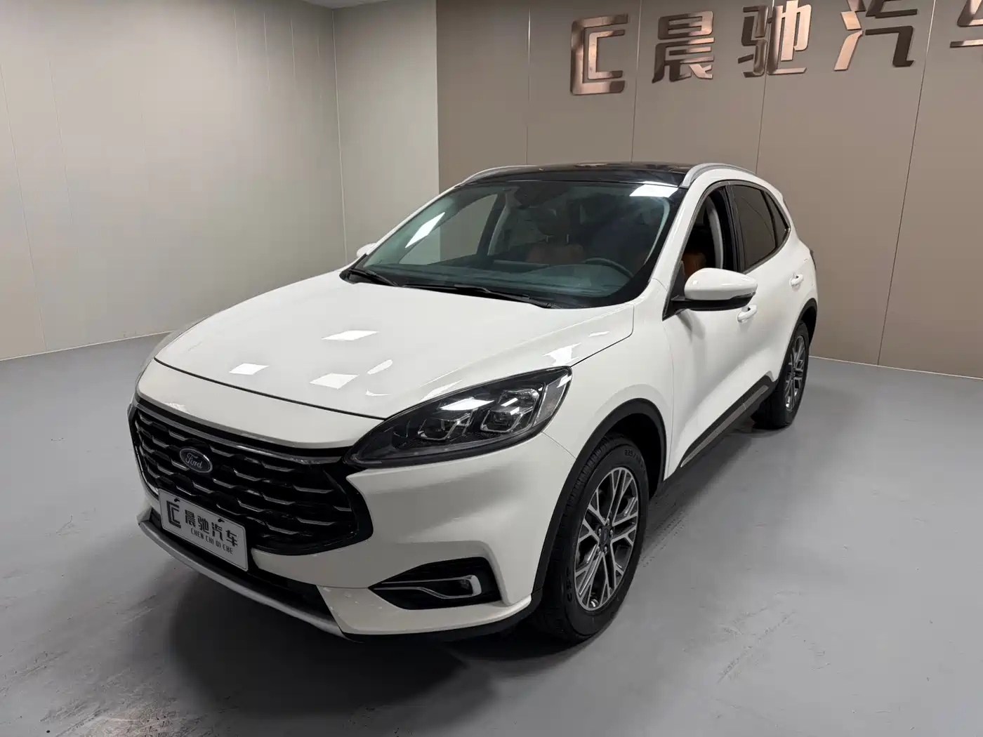Ford Escape 2020 EcoBoost 245 2WD Premium Edition