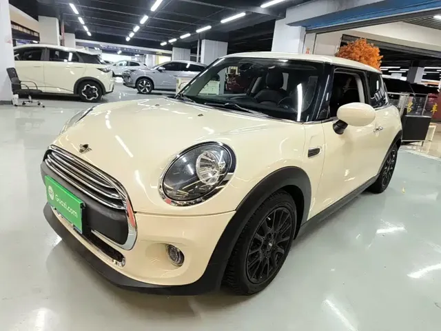 MINI MINI 2019 Model 1.5T ONE PLUS