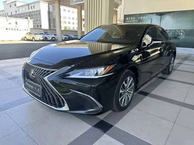 Lexus ES 2023 200 Excellence Edition