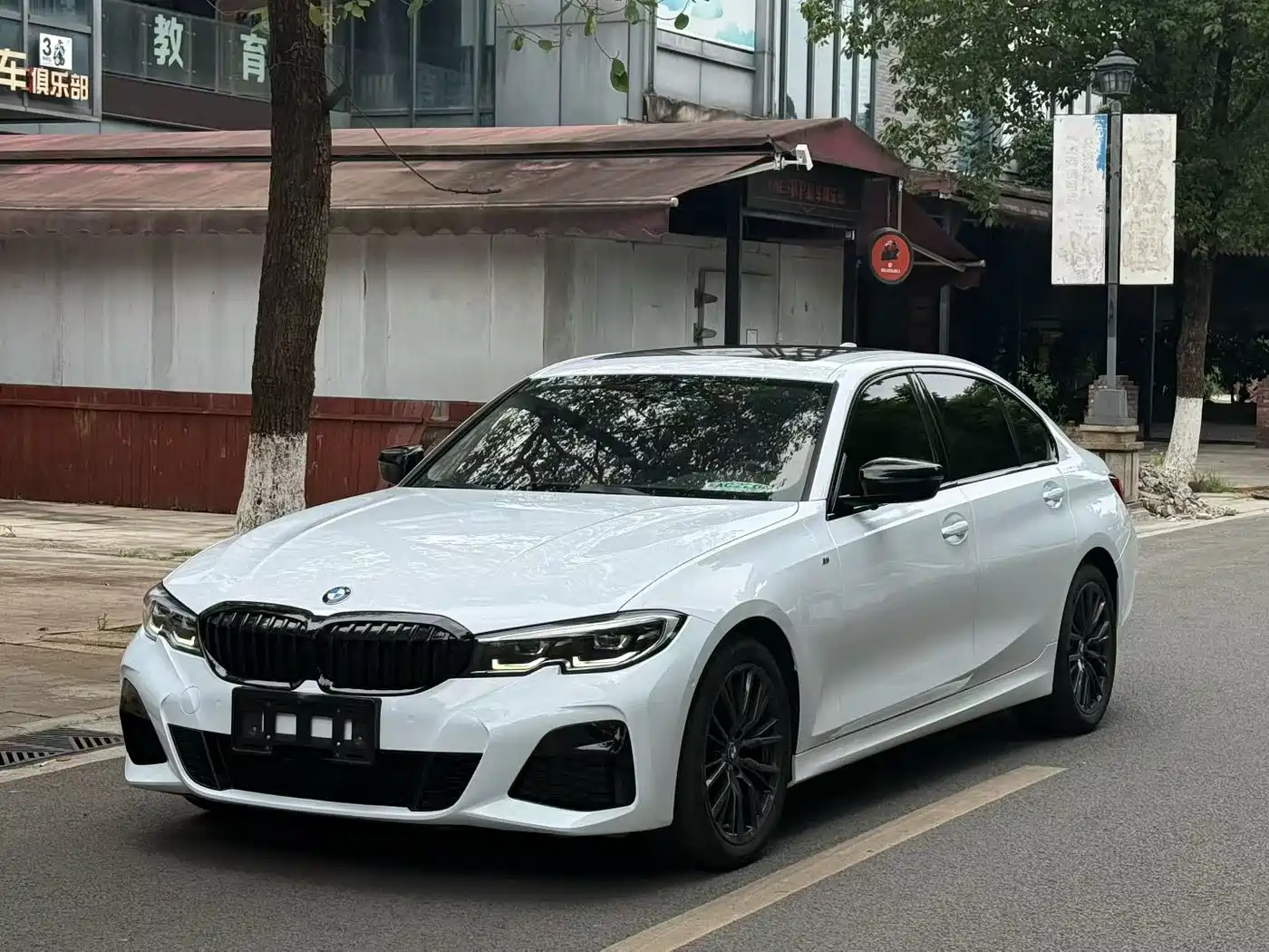 BMW 3 Series 2022 325Li M Sport Shadow Edition