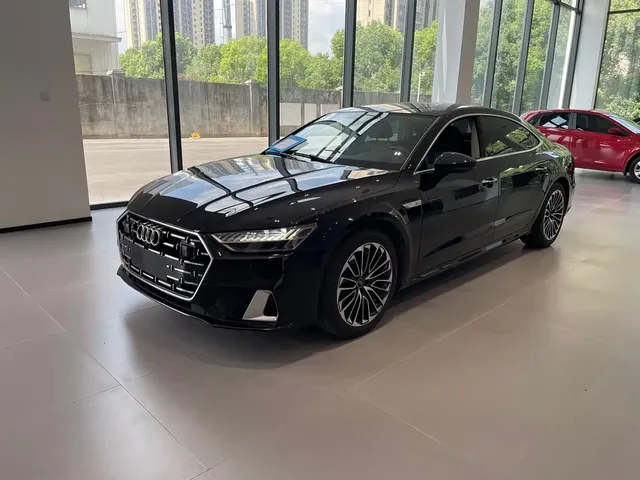 Audi A7L 2024 45 TFSI Luxury