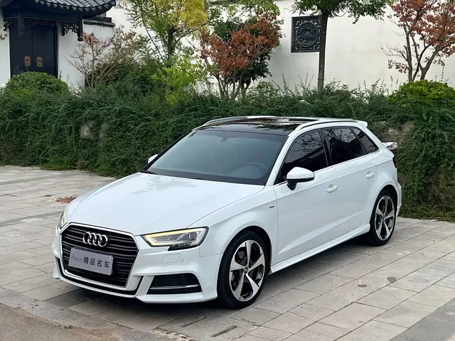 Audi A3 2019 Sportback 35 TFSI Sport China VI