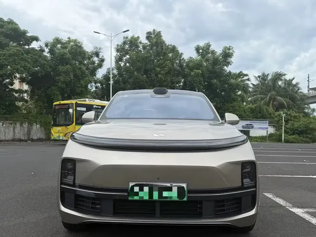 Li Auto Li Xiang L9 2022 Max