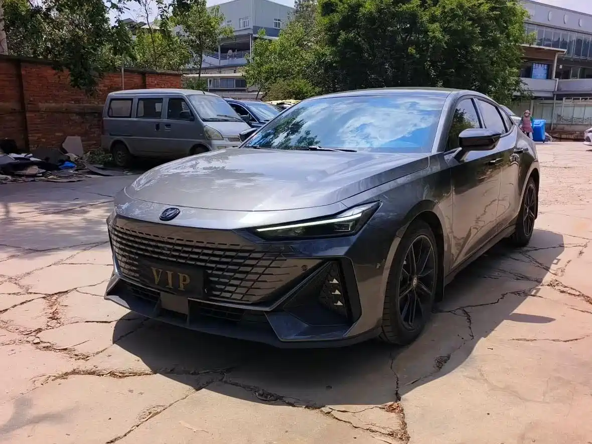 Changan UNI-V 2023 1.5T Sport Edition