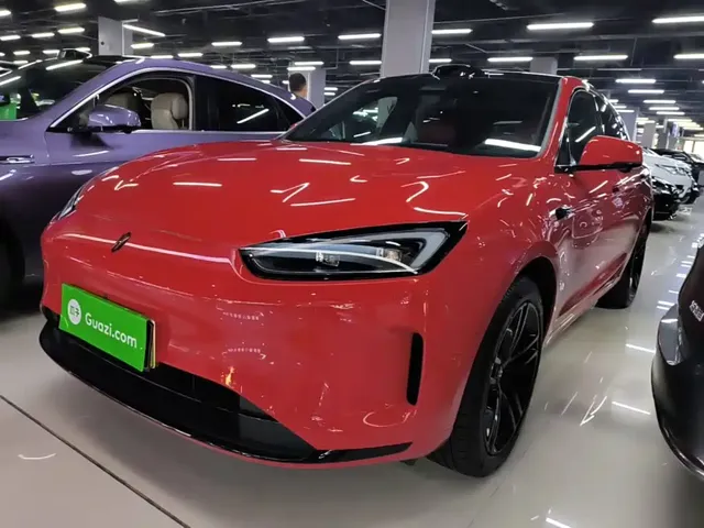 AITO Wenjie AITO M5 2025 Extended Range Ultra AWD