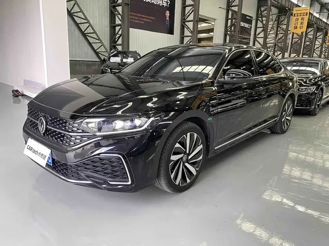 Volkswagen Passat 2022 330TSI Starlight Elite Edition