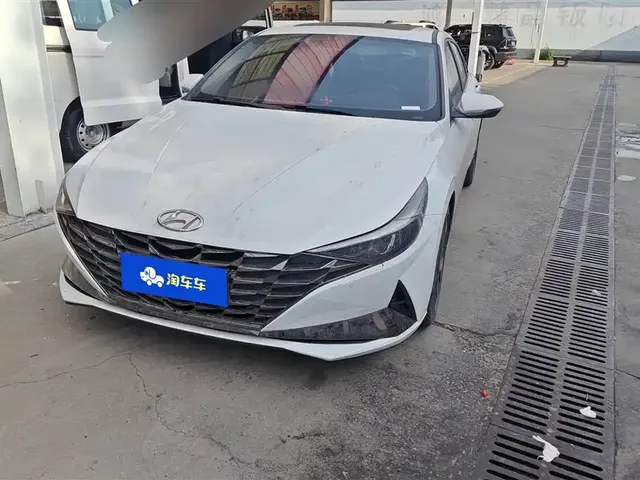 Hyundai Elantra 2023 1.5L CVT GLX Elite Edition