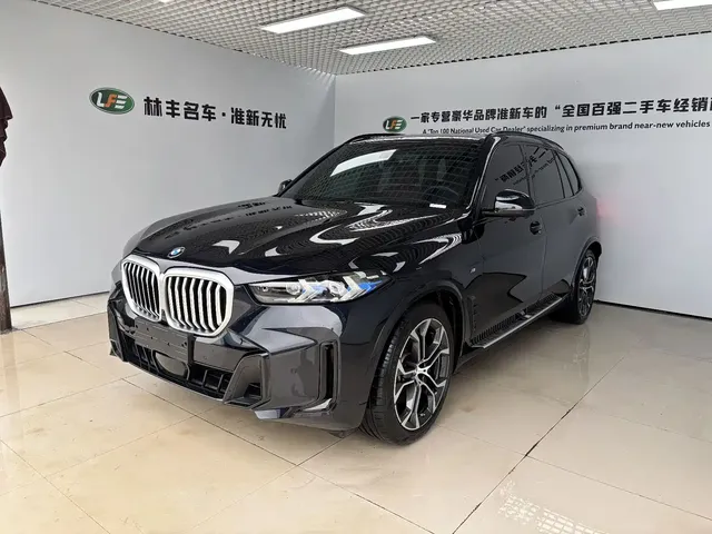 BMW X5 2025 Model xDrive 40Li Exclusive M Sport Blackout Package