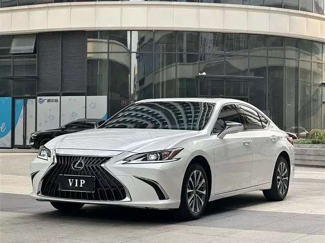 Lexus ES 2022 200 Excellence Edition