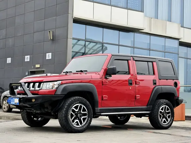 BAIC ORV Beijing Offroad BJ40 2016 Model 40L 2.0T Manual 4WD Premium