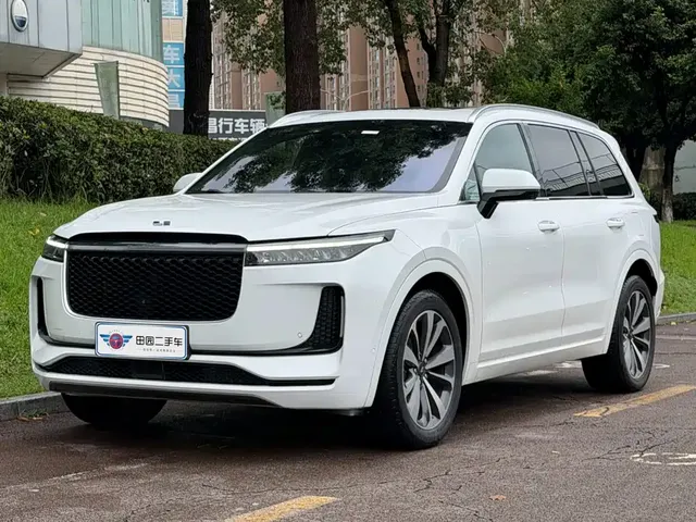 Li Auto Li ONE 2020 Extended Range 6-seater