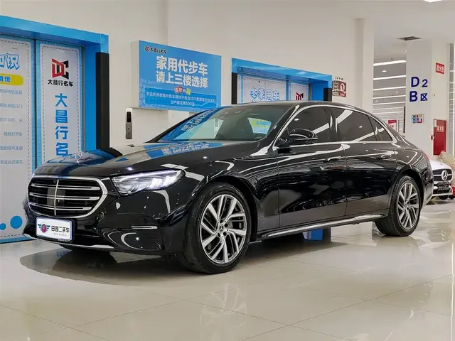 Mercedes-Benz E-Class 2025 E 300 L Fashion