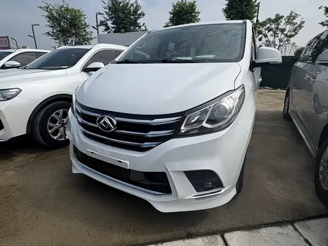 SAIC Maxus G10 2021 2.0T Automatic Smart Edition Gasoline 7-Seater