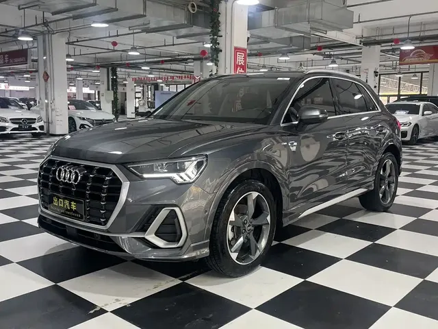 Audi Q3 2023 35 TFSI Fashion Dynamic (1.4T)