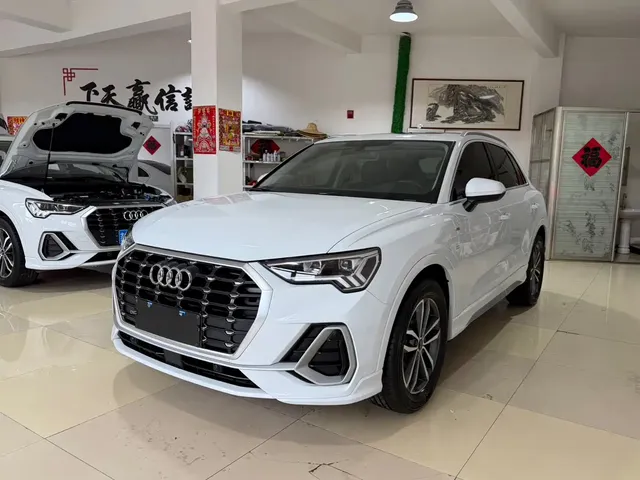 Audi Q3 2022 35 TFSI Progressive Dynamic