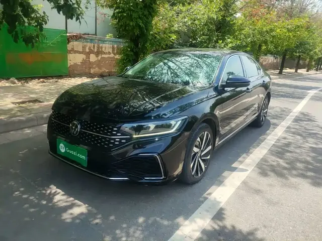Volkswagen Passat 2022 330TSI Starlight Elite Edition