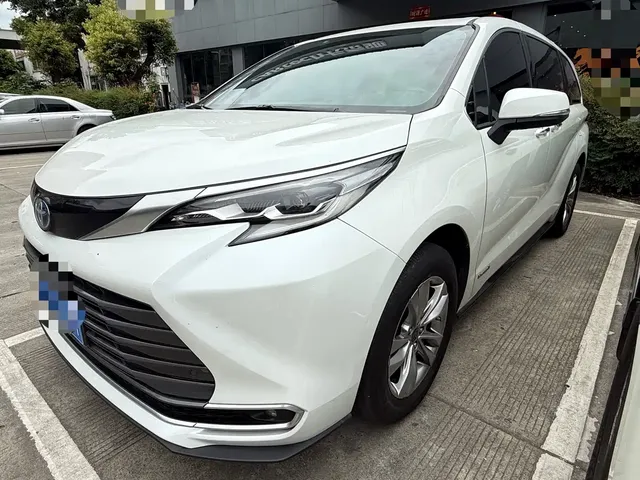 Toyota Sienna 2021 2.5L Hybrid Ultimate Edition