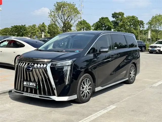 GAC Trumpchi E9 2025 Model E9 Super Fast Charging Champion