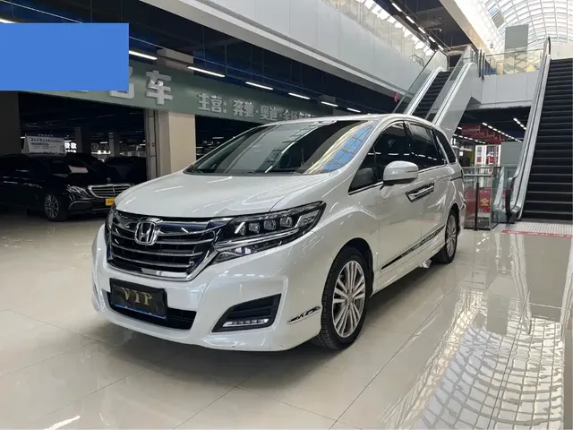 Honda Elysion 2016 2.4L Luxury Edition