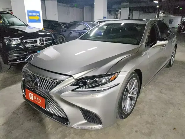 Lexus LS 2020 500h Excellence (China V)