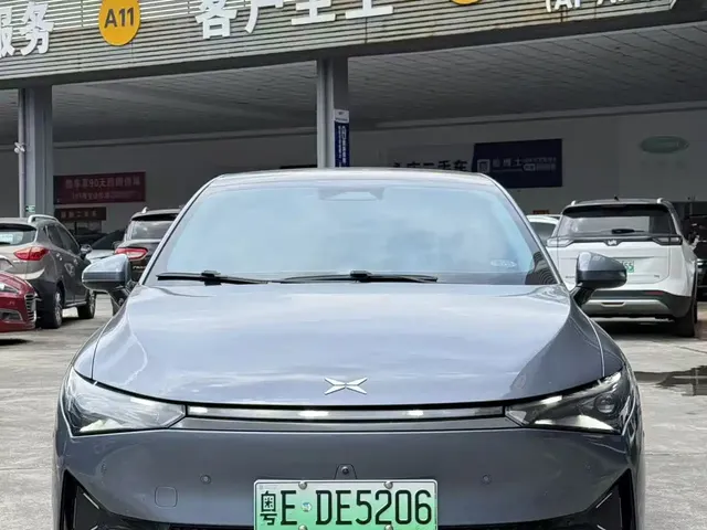 XPeng P5 2022 Model 460E