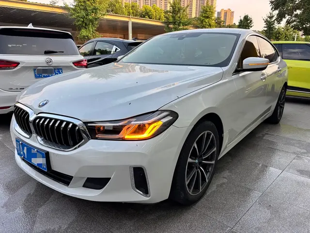 BMW 6 Series GT 2021 630i Luxury Design Package