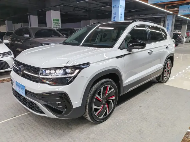 Volkswagen Tharu 2024 300TSI 2WD Moon Premium Edition
