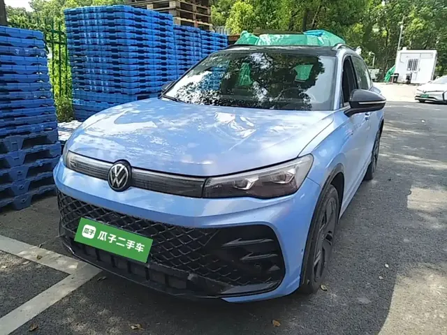 Volkswagen Tiguan L 2024 PRO 380TSI 4WD R-Line Premium Edition