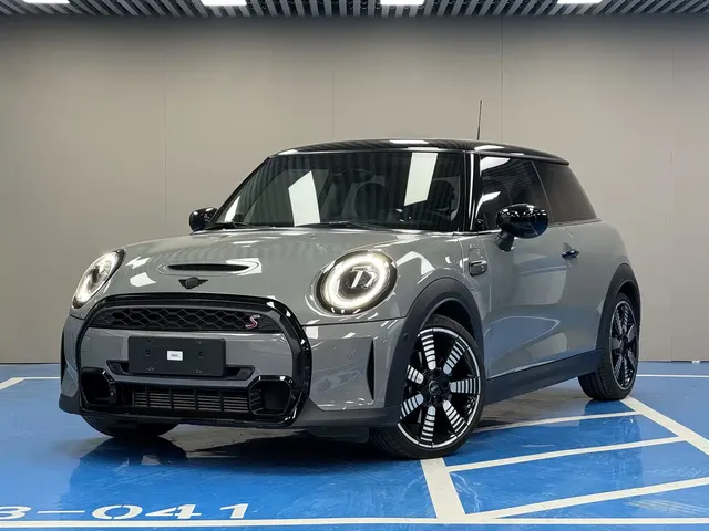 MINI MINI 2023 2.0T COOPER S Artist