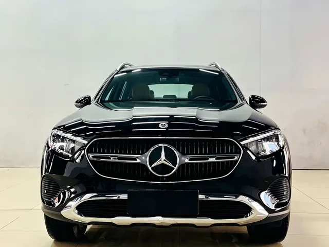 Mercedes-Benz GLC 2023 GLC 260 L 4MATIC Sport 5-seater