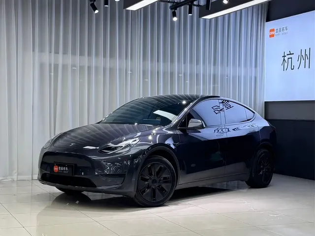 Tesla Model Y 2022 Facelift Long Range All-Wheel Drive Version