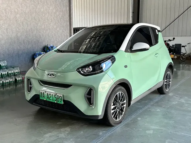 QQ New Energy Little Ant 2022 Sweet Pink Edition Half Sugar Version NCM Lithium 30kW 301km