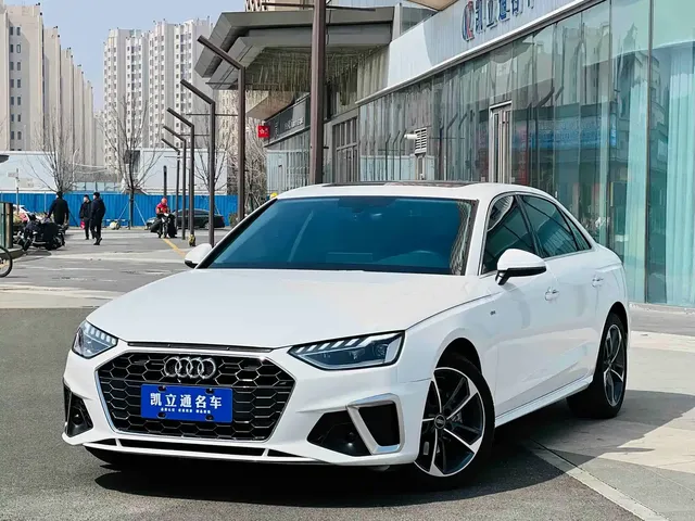 Audi A4L 2023 40 TFSI Fashion Dynamic