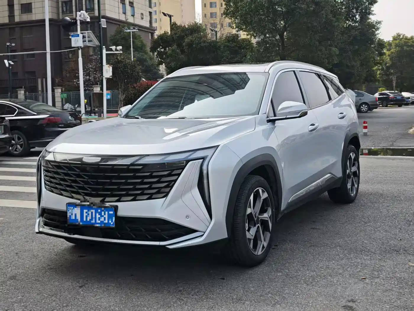 Geely Boyue L 2024 1.5TD DCT Premium Edition