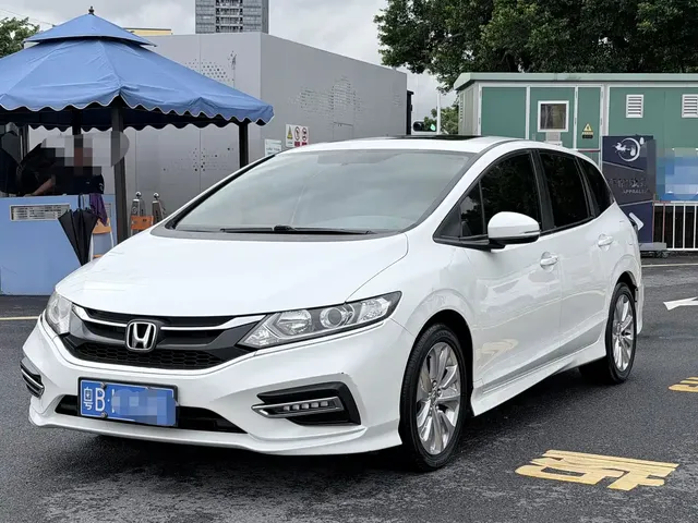 Honda Jade 2017 1.8L Automatic Comfort Edition 5-seater