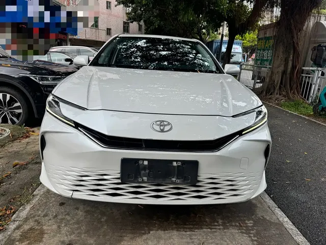 Toyota Camry 2024 Hybrid 2.0HGVP Luxury Edition