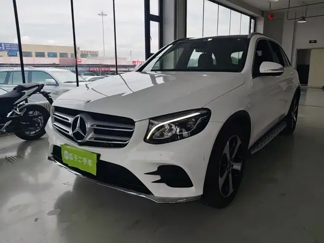 Mercedes-Benz GLC 2018 Facelift GLC 260 4MATIC Luxury