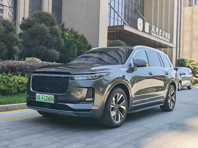 Li Auto Li ONE 2021 Extended Range 6-Seater