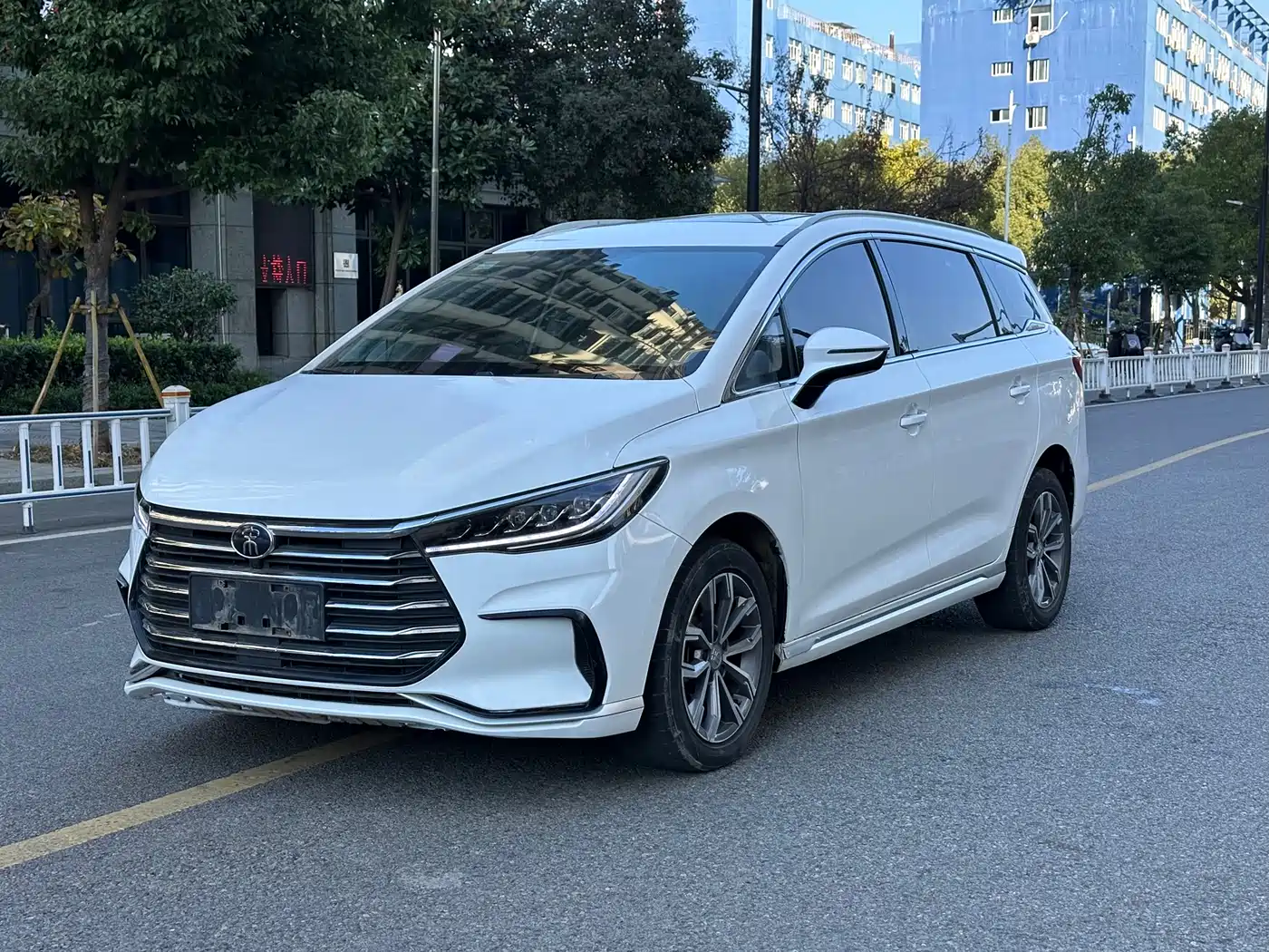 BYD Song MAX 2021 Upgrade 1.5T Automatic Luxury Edition 7-Seater