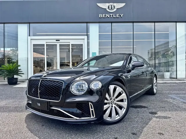Bentley Flying Spur Plug-in Hybrid 2026 Model 4.0T V8 Standard Edition