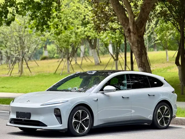 NIO ET5T 2025 75kWh Touring