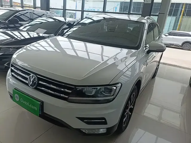 Volkswagen Tiguan L 2018 Facelift 330TSI Automatic 2WD Comfort Edition