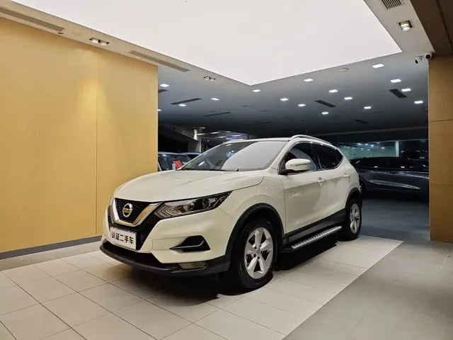 Nissan Qashqai 2021 2.0L CVT Smart Version