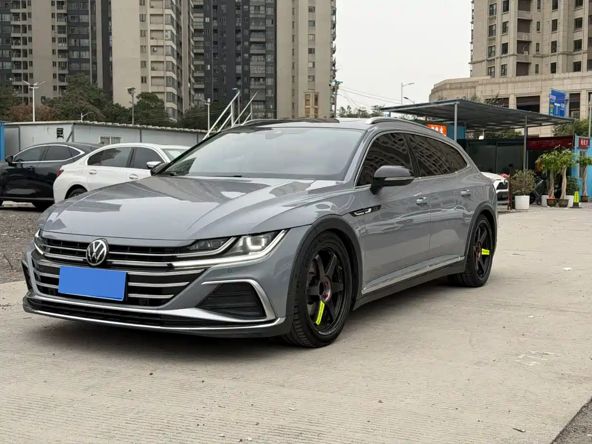 Volkswagen FAW-Volkswagen CC 2023 Shooting Brake 380TSI Hunter's Heart Edition