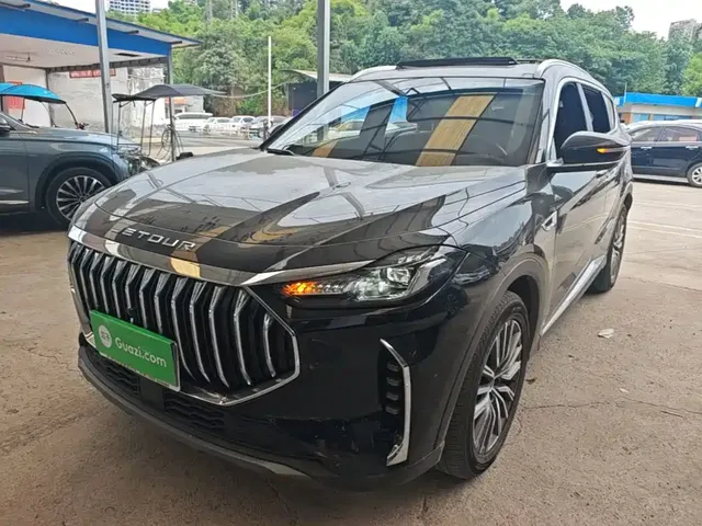 Jetour X70 PLUS 2023 1.5T DCT Warrior PLUS 7-seater