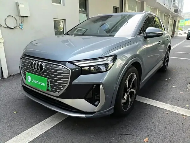 Audi Q4 e-tron 2023 50 e-tron quattro Creation Edition