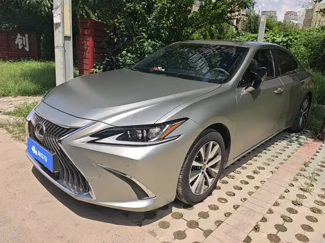 Lexus ES 2021 200 Excellence Edition