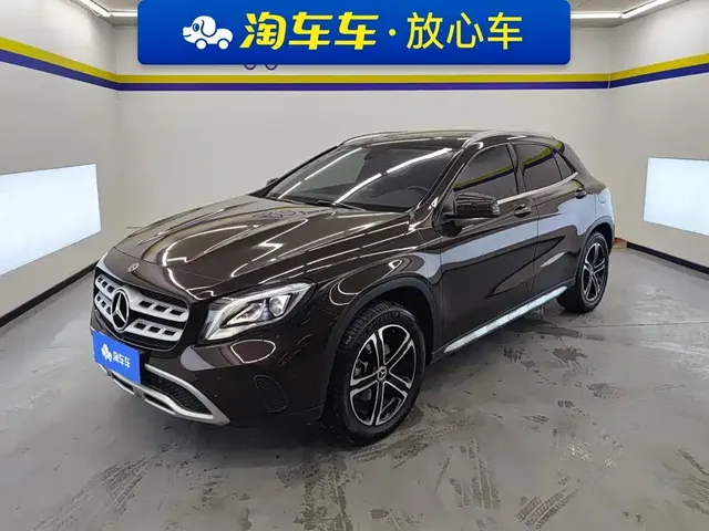 Mercedes-Benz GLA 2018 GLA 200 Fashion